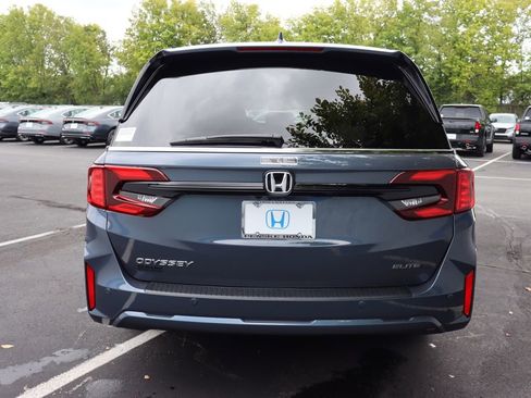 Used 2026 Honda Odyssey Elite image 4