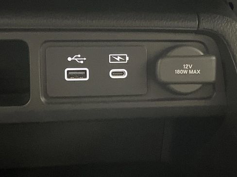 Used 2024 Honda Pilot Touring image 25