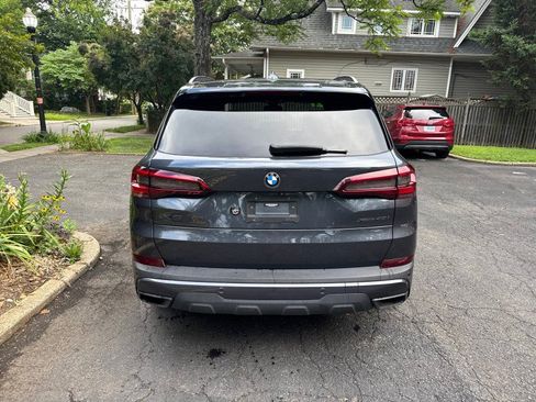 Used 2021 BMW X5 xDrive40i w/ Premium Package AWD/4WD image 9