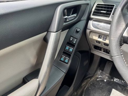 Used 2018 Subaru Forester 2.5i Limited AWD/4WD image 33