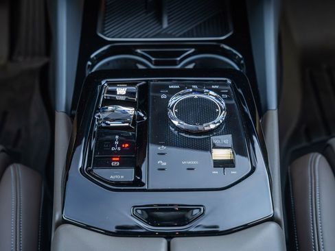 Used 2024 BMW 530i w/ Executive Package RWD image 28