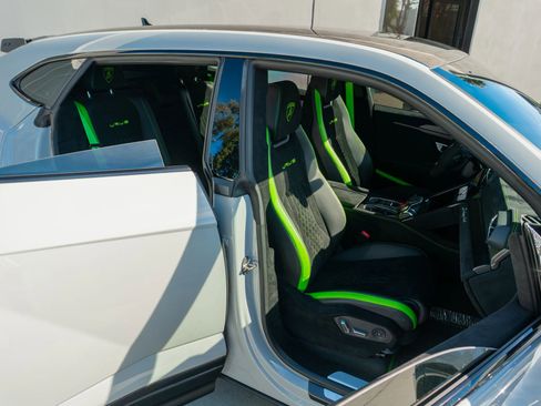 Used 2024 Lamborghini Urus Performante image 57