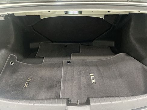 Used 2013 Acura ILX w/ Technology Package image 24