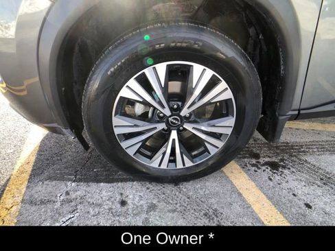 Used 2023 Nissan Rogue SV w/ SV Premium Package image 10