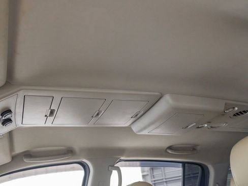 Used 2012 Nissan Armada SV image 27