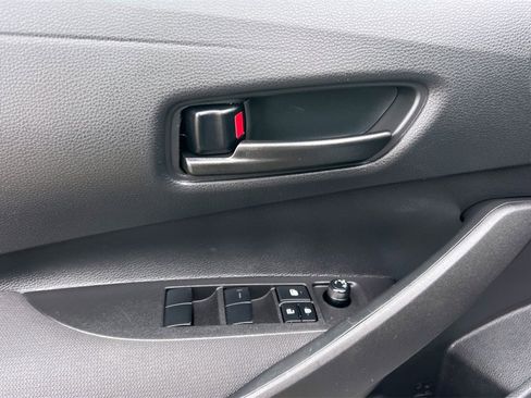 Certified 2025 Toyota Corolla LE image 13