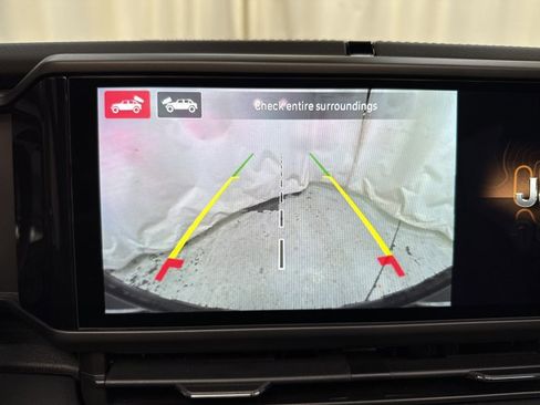 Used 2024 Jeep Wrangler High Altitude image 23