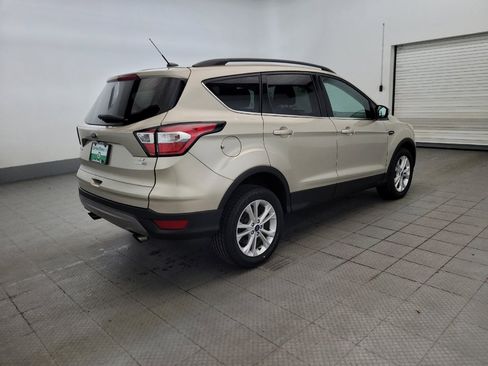 Used 2017 Ford Escape SE w/ Equipment Group 201A AWD/4WD image 10