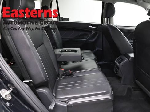 Used 2024 Volkswagen Tiguan SE FWD image 20
