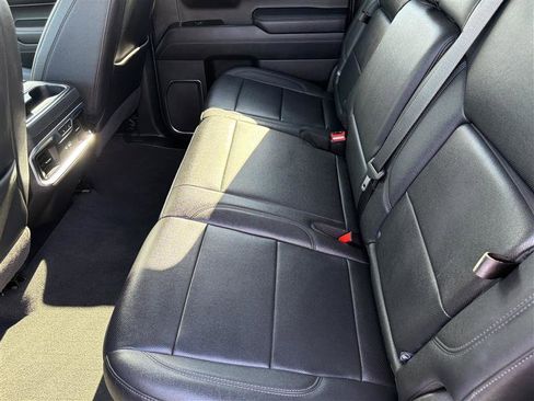 Used 2022 GMC Sierra 1500 SLT w/ SLT Premium Plus Package image 34