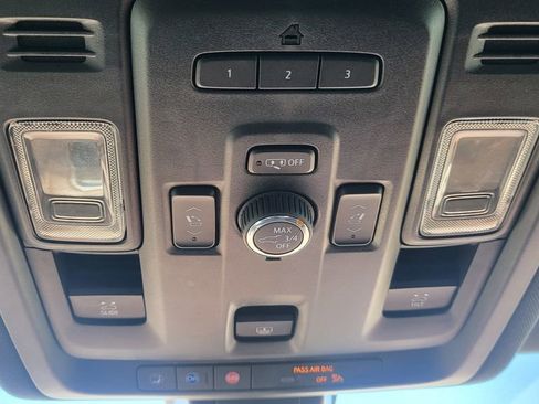 Used 2021 Chevrolet Tahoe High Country w/ Premium Package RWD image 42