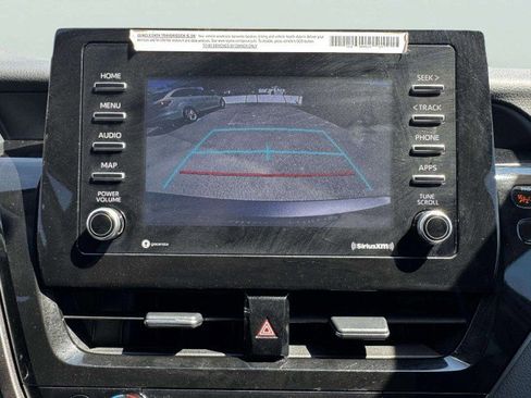 Used 2024 Toyota Camry SE image 31