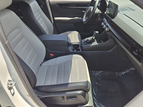 Used 2024 Honda CR-V Sport Touring image 18