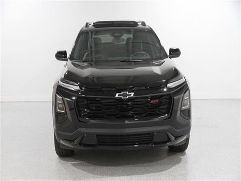 Used 2025 Chevrolet Equinox RS image 2