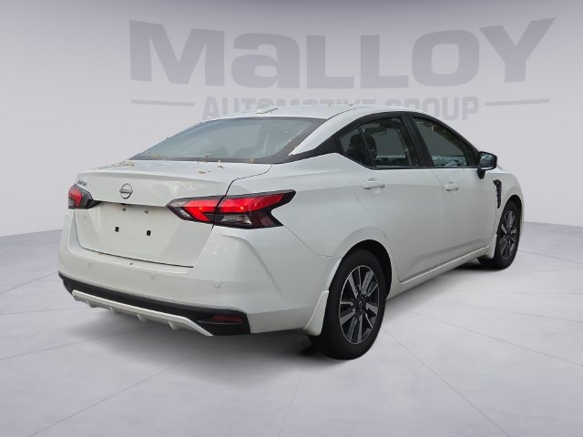 Used 2025 Nissan Versa SV w/ Trunk Package FWD image 5