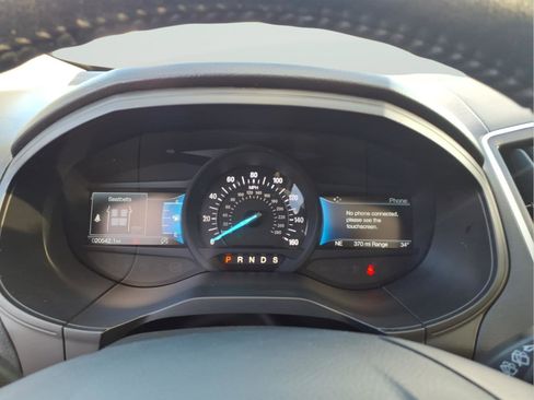 Certified 2024 Ford Edge SEL w/ Convenience Package image 16