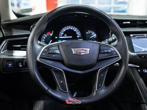 Used 2017 Cadillac XT5 Luxury image 23