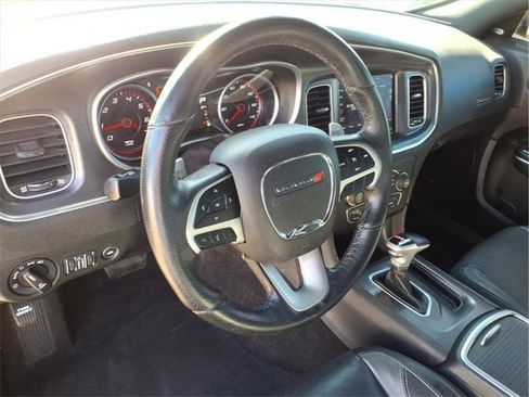 Used 2018 Dodge Charger GT image 8