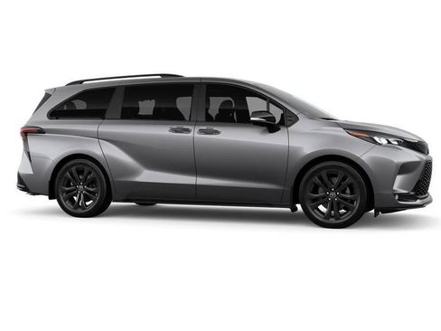 Certified 2026 Toyota Sienna XSE FWD image 13