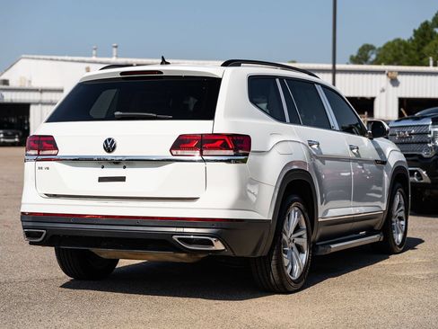 Used 2021 Volkswagen Atlas SE w/ Panoramic Sunroof Package FWD image 8