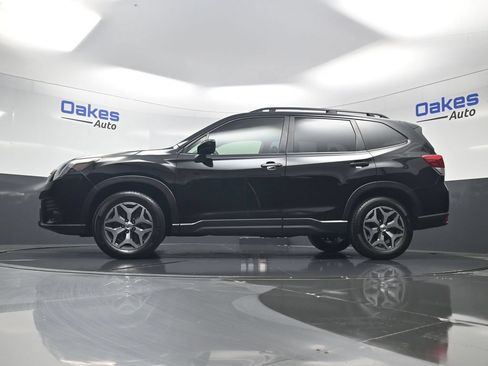Used 2023 Subaru Forester Premium AWD/4WD image 42