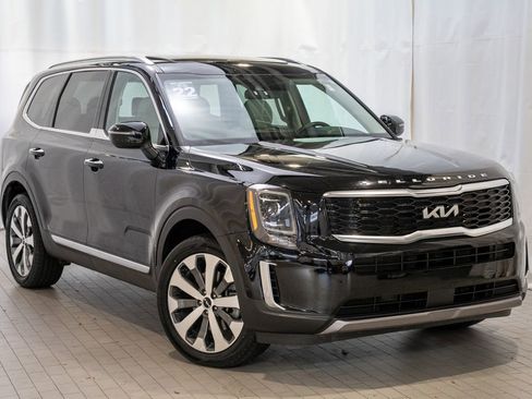 Used 2022 Kia Telluride S image 1