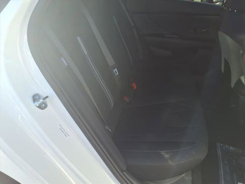 New 2026 Hyundai Elantra Sport image 9