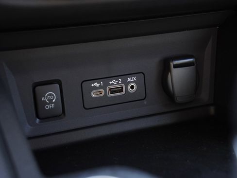 New 2025 Nissan Sentra SV image 15