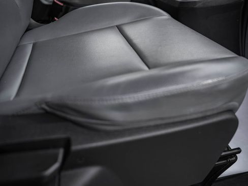 Used 2017 Ford Transit 250 130 Low Roof w/ Exterior Upgrade Package image 26