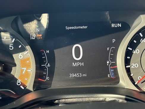 Used 2023 Jeep Compass Limited w/ Elite Group image 15