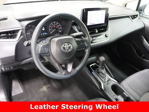 Used 2023 Toyota Corolla LE image 13