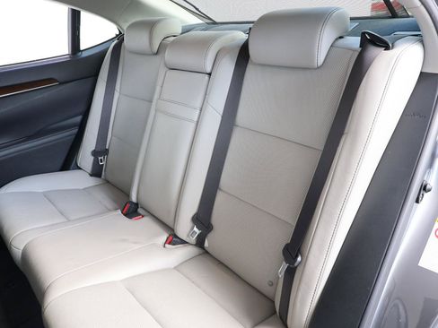 Used 2014 Lexus ES 350 FWD image 22