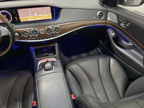Used 2014 Mercedes-Benz S 550 Sedan image 29