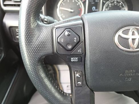 Used 2020 Toyota 4Runner TRD Off-Road image 54