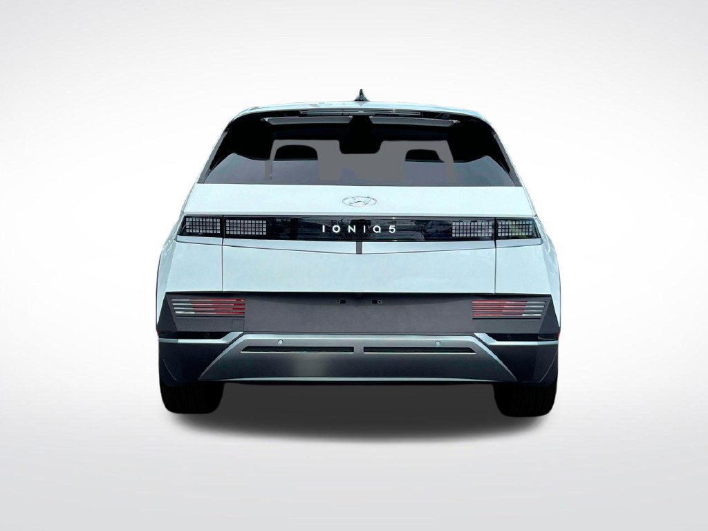 Certified 2024 Hyundai Ioniq 5 SEL RWD image 8