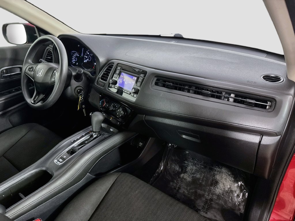 Used 2018 Honda HR-V LX image 32