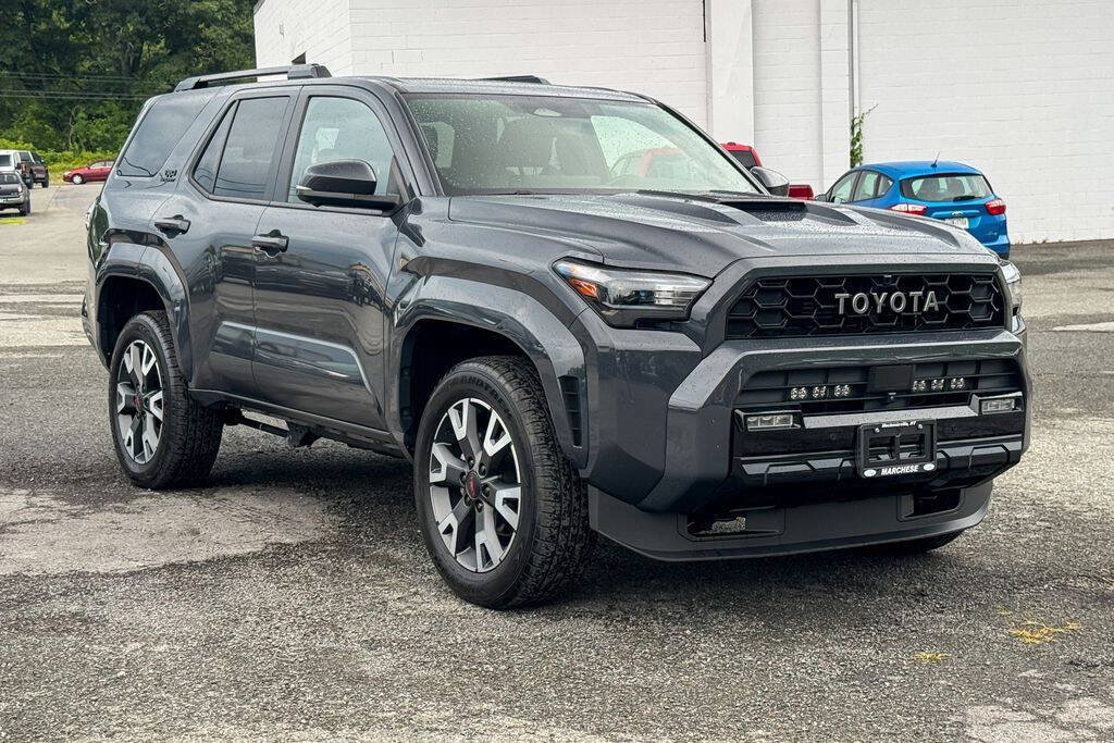 Used 2025 Toyota 4Runner 4WD image 1