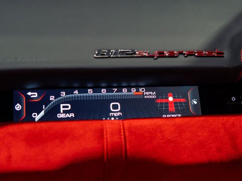 Used 2019 Ferrari 812 Superfast RWD image 13