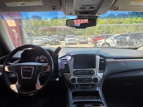 Used 2019 GMC Yukon Denali w/ Open Road Package AWD/4WD image 5