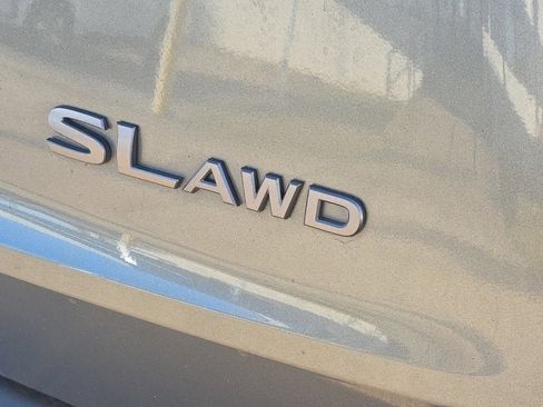 Used 2026 Nissan Rogue SL image 7