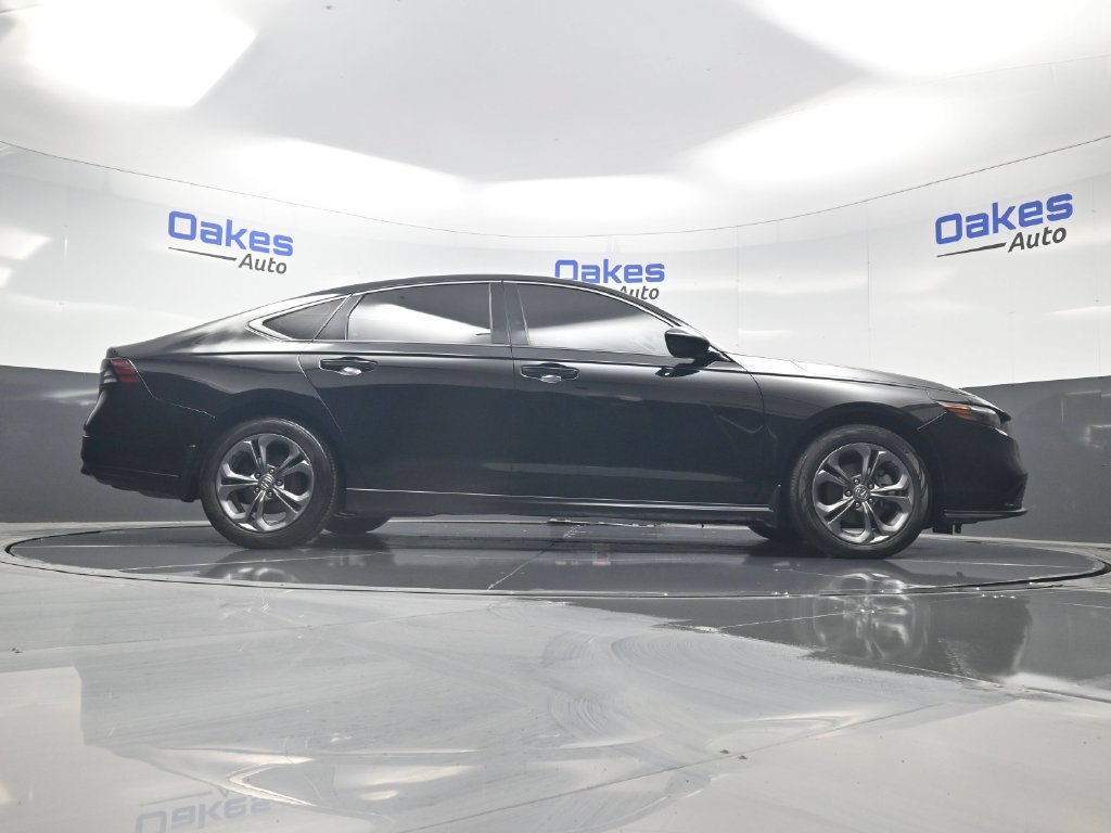 Used 2023 Honda Accord EX image 41