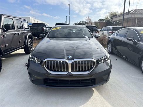 Used 2024 BMW 530i xDrive w/ Premium Package image 2