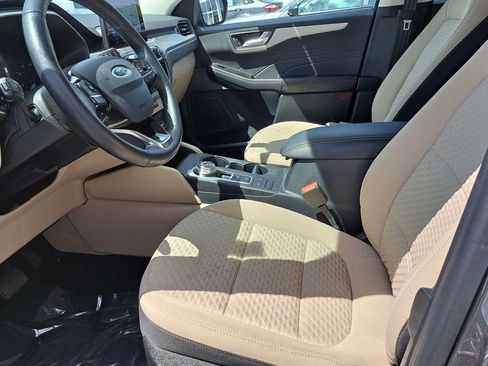 Used 2021 Ford Escape SE w/ Convenience Package FWD image 12