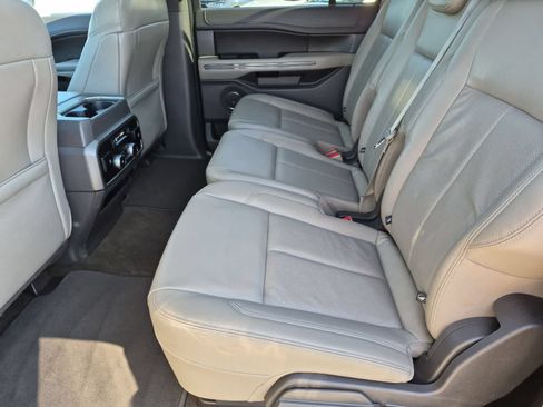 Used 2020 Ford Expedition Max XLT w/ Equipment Group 202A AWD/4WD image 20