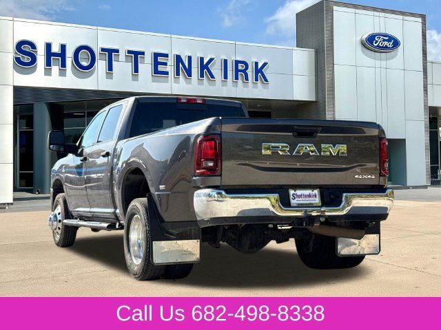 Used 2025 RAM 3500 Tradesman AWD/4WD image 7