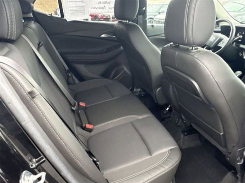 Certified 2024 Buick Encore GX Preferred w/ Comfort Package AWD/4WD image 25