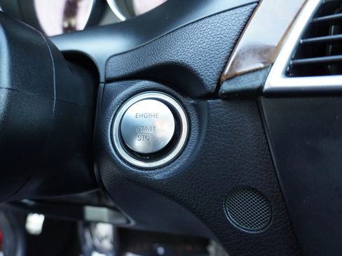 Used 2013 Mercedes-Benz C 250 C 250 Sport Sedan 4D image 23