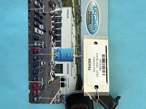 Used 2023 Honda Pilot Elite image 4