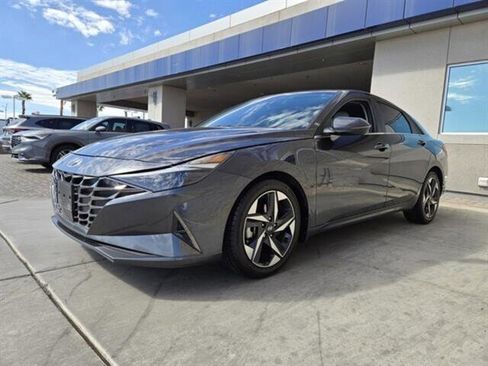 Used 2022 Hyundai Elantra Limited w/ Cargo Package image 2