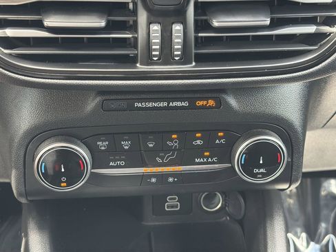Used 2025 Ford Escape ST-Line AWD/4WD image 21
